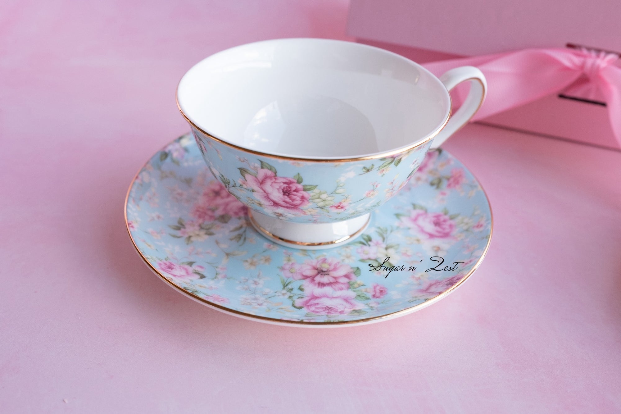 Blue Floral Cup Set